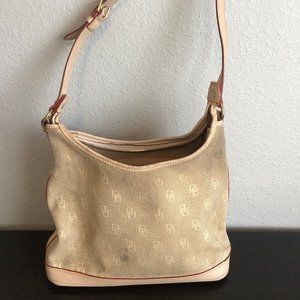 Dooney & Bourke Tote